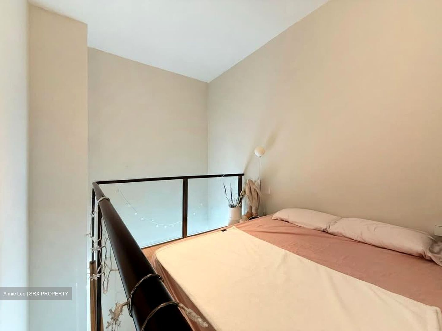 Hilltop Grove (D23), Condominium #554555501